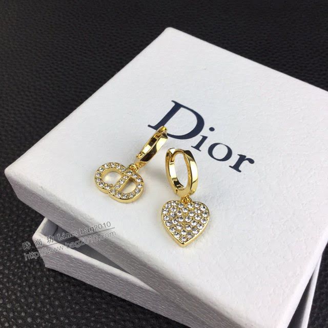 Dior飾品 迪奧經典熱銷款不對稱愛心CD耳釘耳環  zgd1234